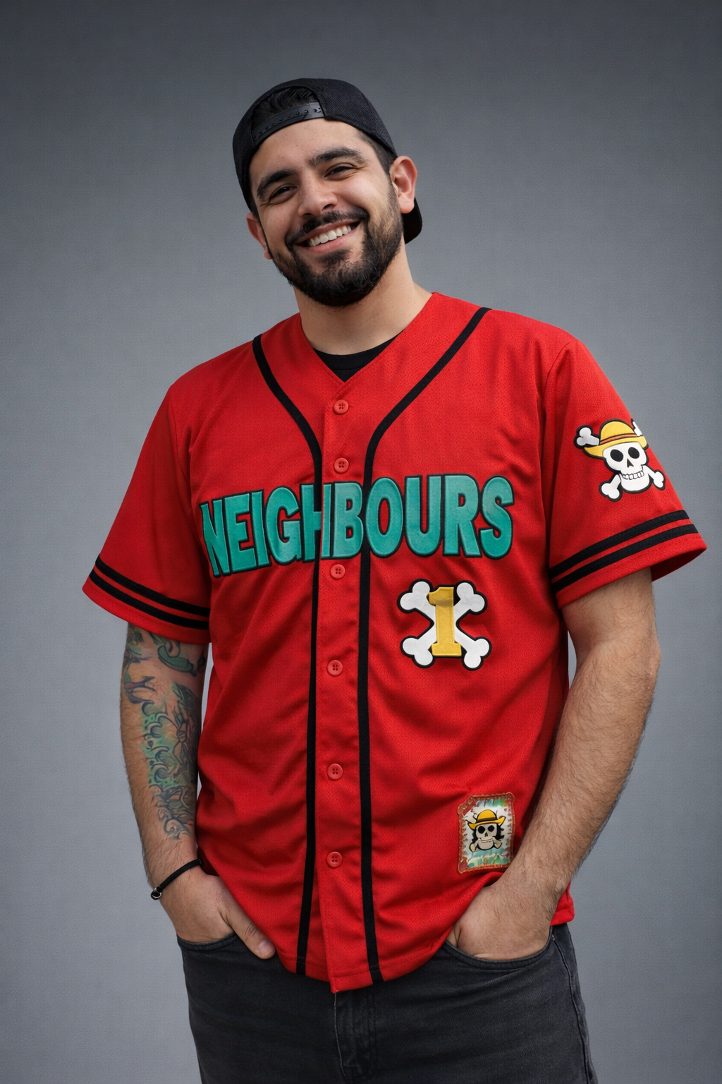 Neighbours Straw Hat Baseball Jersey – Edición Fan - Imagen 2